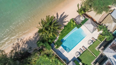 TeVakaroaVillasDronePoolVillaFrontage&BeachApril 22