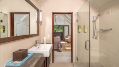 Two Bedroom Villa Ensuite 1 of 2